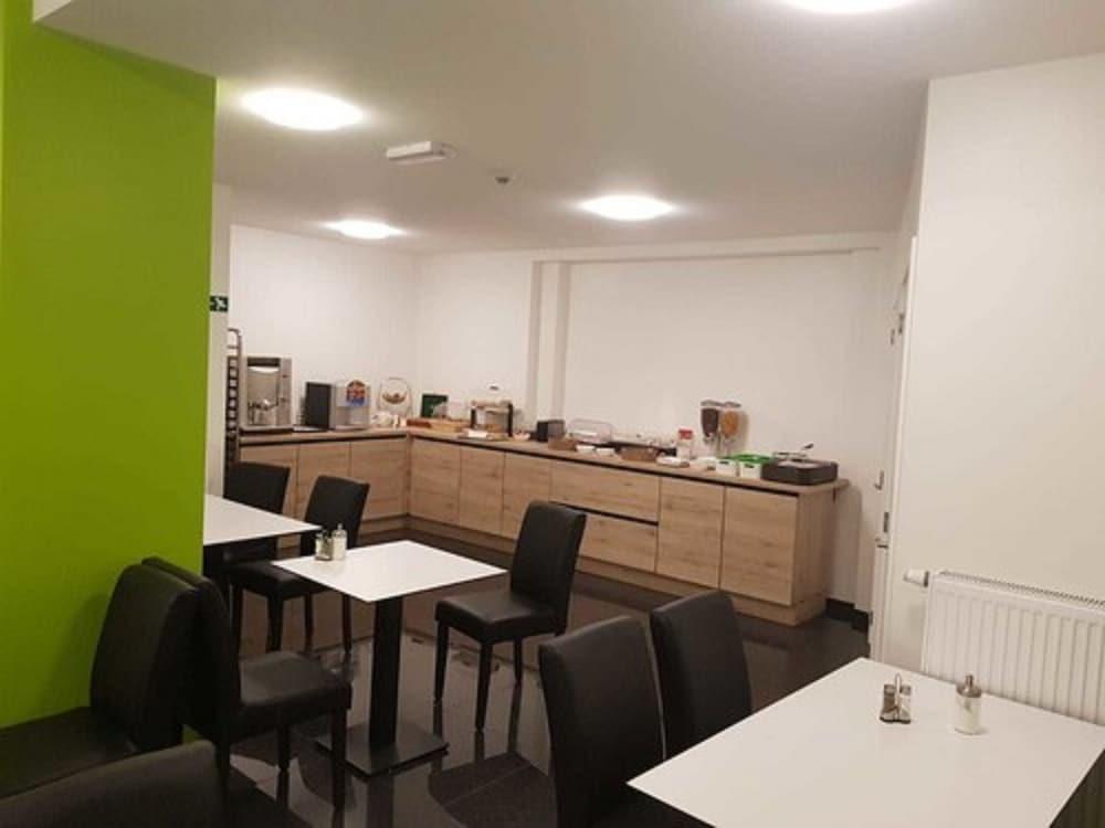 Saint-Josse-ten-Noode Hotel City Center מראה חיצוני תמונה